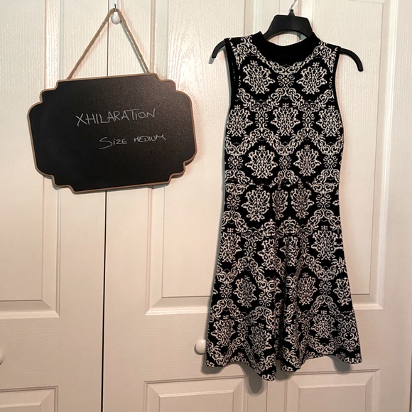 Dress - Picture 1 of 2